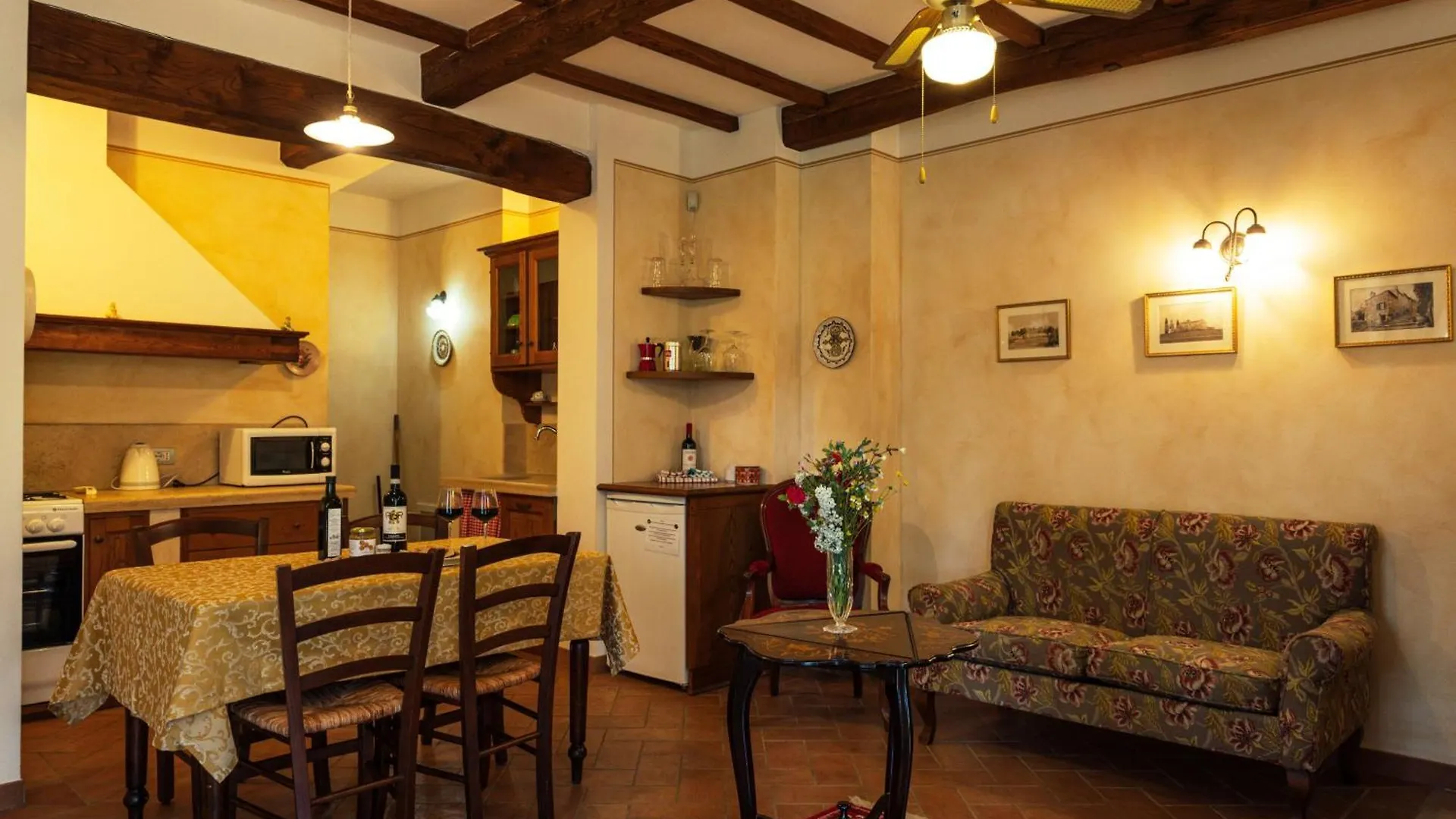 Agriturismo Casal Gheriglio Lucignano 0*,  Ιταλία