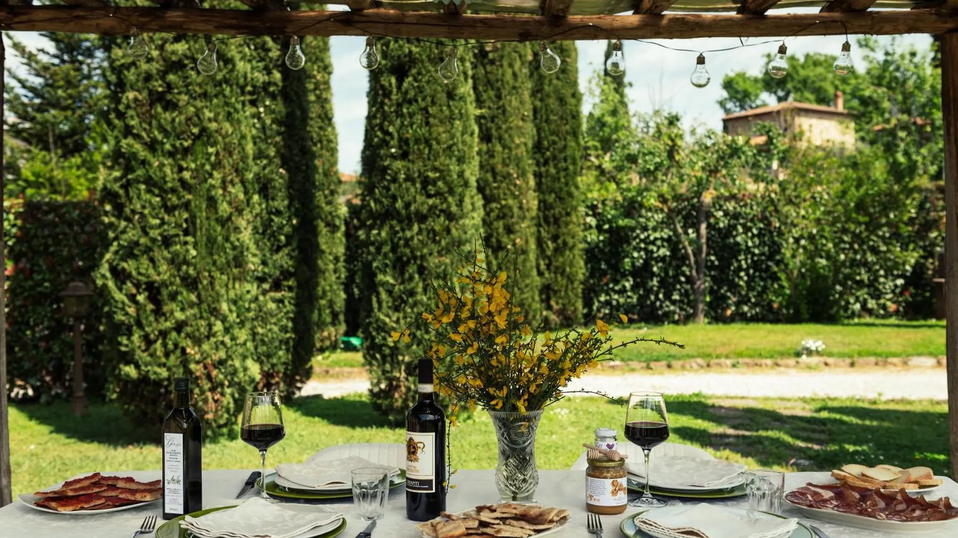 Agriturismo Casal Gheriglio Lucignano