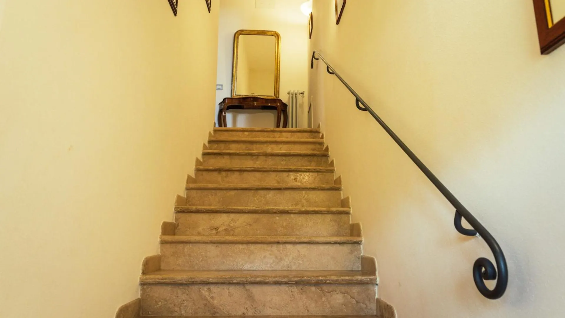 Agriturismo Casal Gheriglio Lucignano Italy